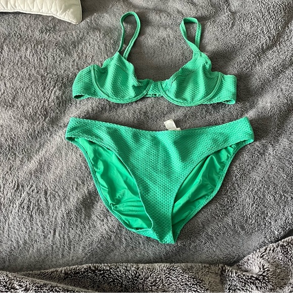 Aerie Green Bikini Set Swimwear - Picture 1 of 2